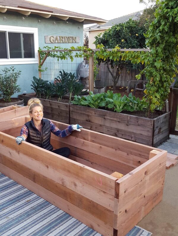 How to Fill Raised Garden Beds with Organic Soil ~ Homestead and Chill