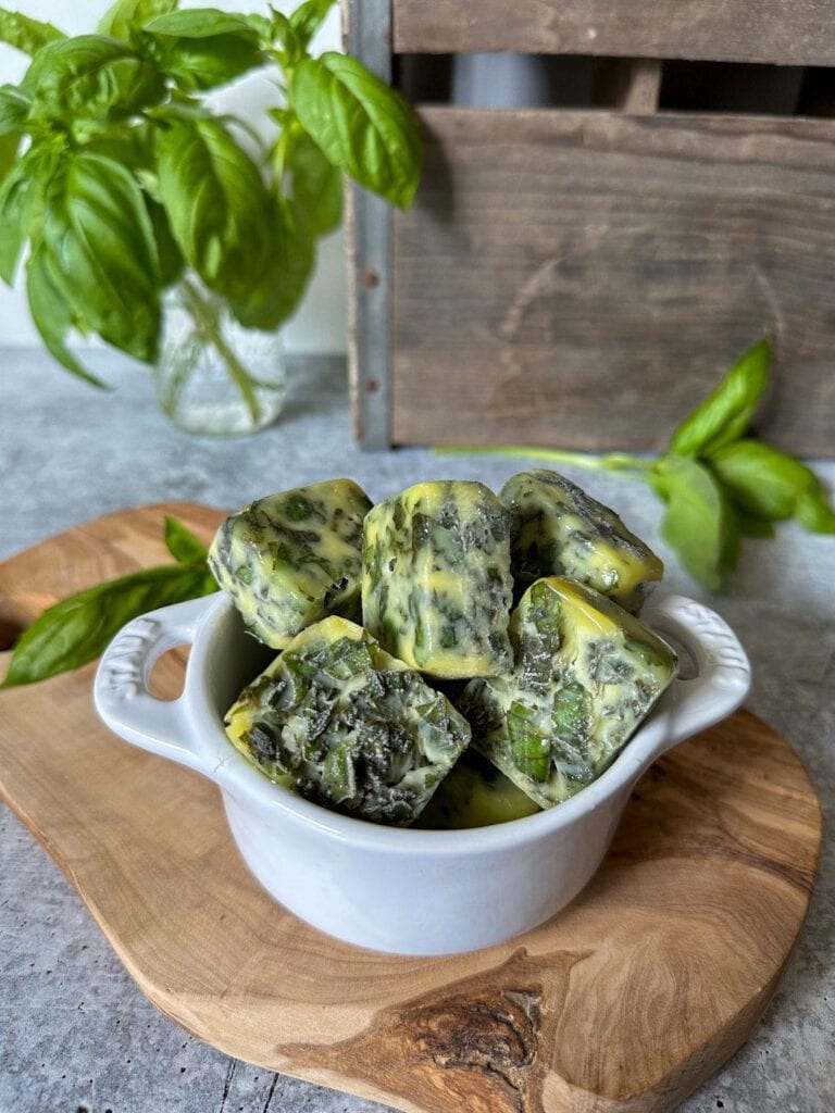 How to Freeze Basil in Ice Cube Trays (Olive Oil or Water) Homestead