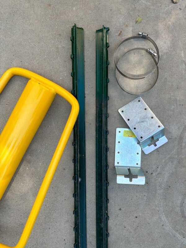 DIY Berry Trellis: How to Build a Wire Raspberry or Blackberry Trellis ...